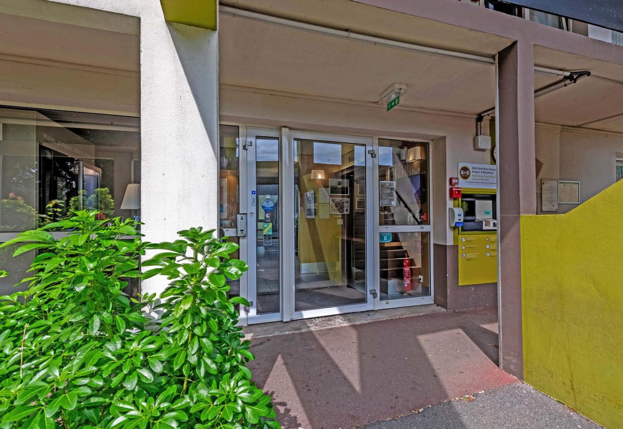 B&B HOTEL Brest Kergaradec Aéroport Gouesnou Exterior foto